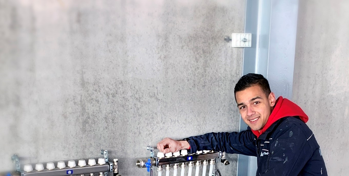 Rowhen Ramcharan 2 Eerste Monteur Utiliteit
